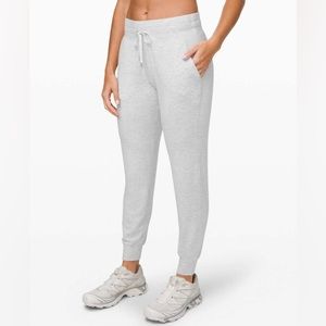 Lululemon Warm Down Jogger *Soft Touch